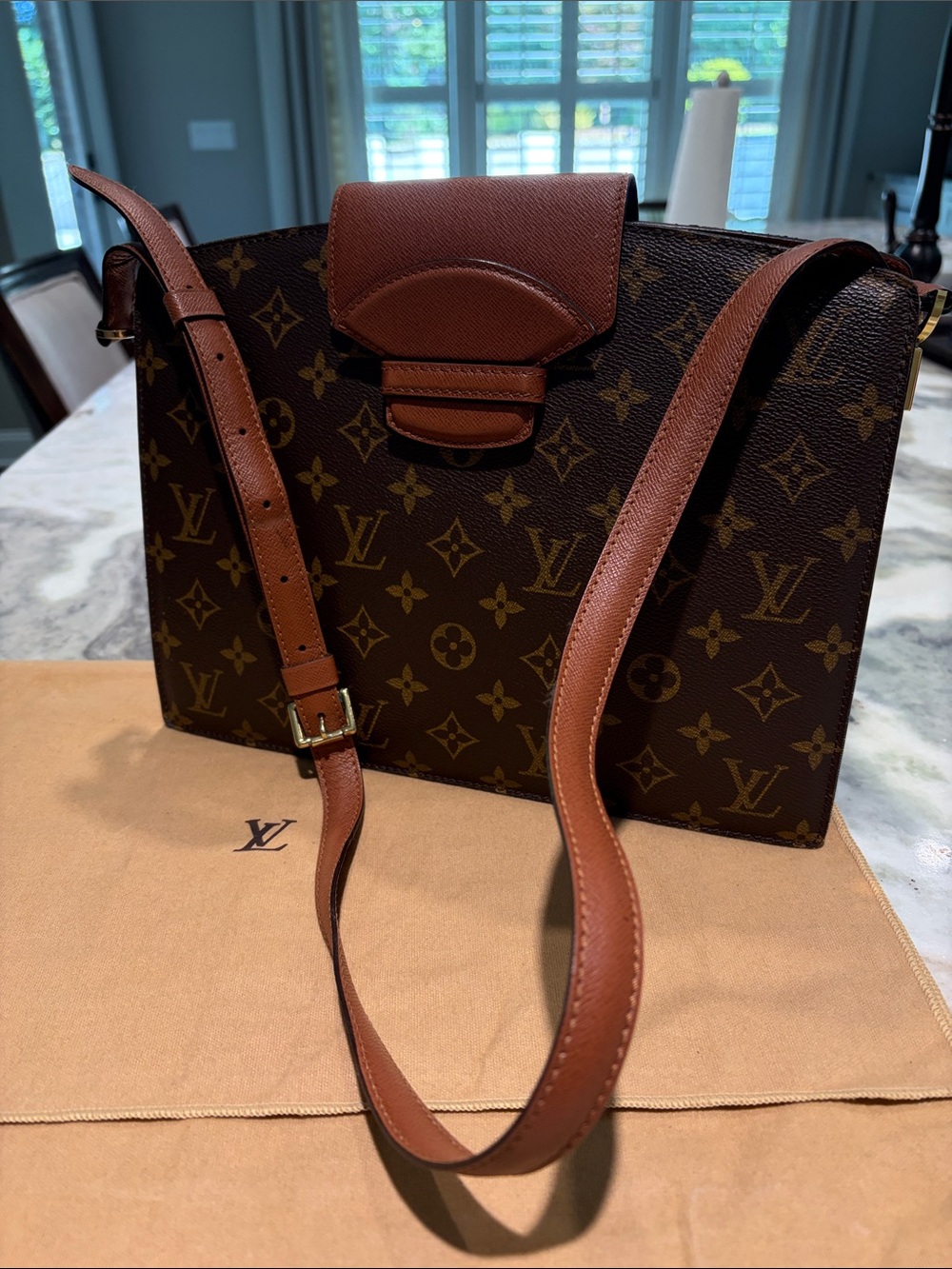 Louis Vuitton Courcelles Shoulder Bag, M51375 Made in France